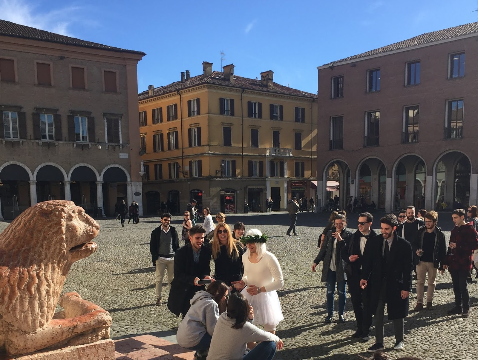 Người Ý ăn mặc Italy Fashion Favellatrice