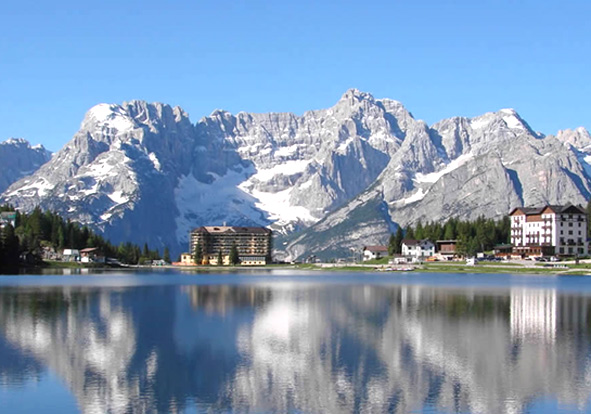 Lago di Misurina Leo núi ở Ý